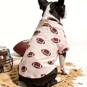 A Casual And Stylish Pet Shirt with an Apricot-Colored Rugby Print, Suitable for Both Cats And Dogs for Indoor And Outdoor Wear