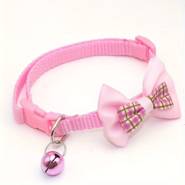 This Adjustable Stylish Collar with a Bell And Checkered Bow Is Suitable for Both Cats And Dogs, Making It Perfect for Everyday Elegant Pets, Safe And Durable.